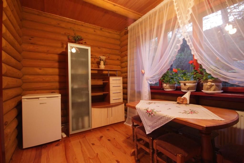 Дома для отпуска Еко котедж Яблуницька троянда Яблоница